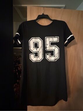 SHEIN Black Tee Dress with White '95' Graphic
